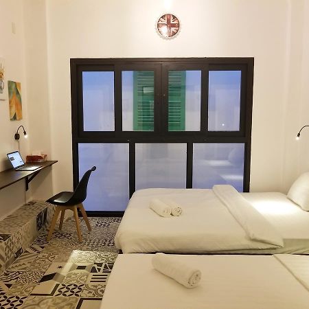 Timemark Travel Homestay & Hostel Ho Chi Minh-staden Exteriör bild