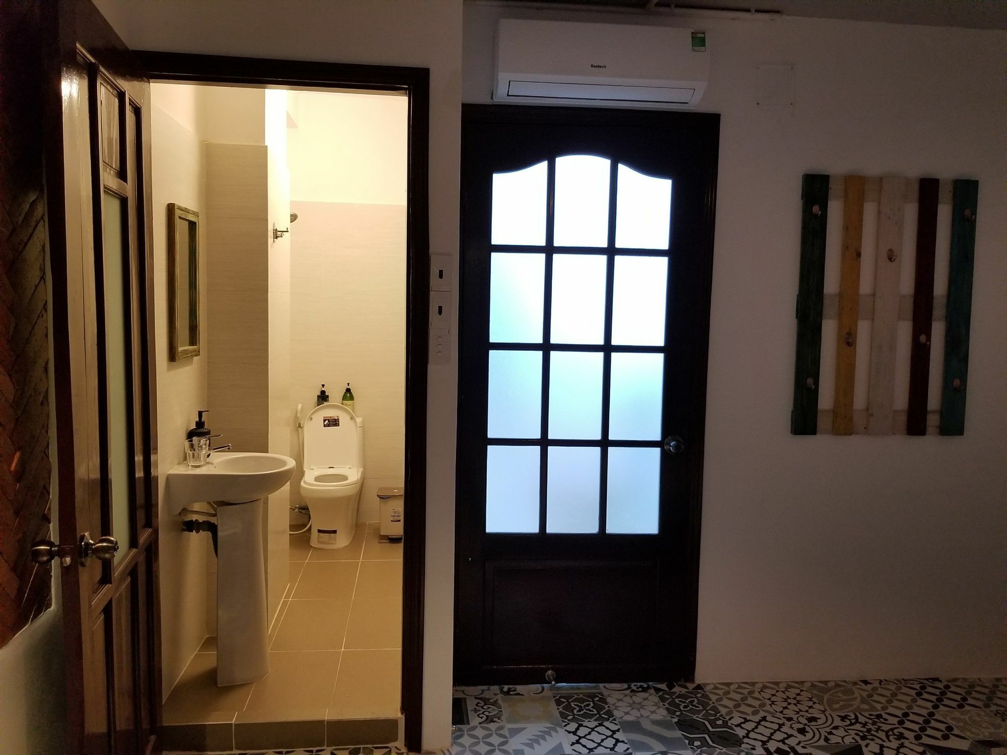Timemark Travel Homestay & Hostel Ho Chi Minh-staden Exteriör bild